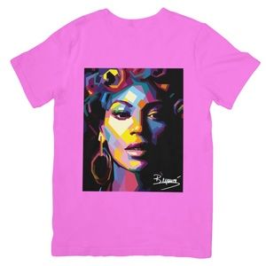 Custom graphic colored tee Beyoncé